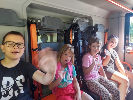 Trije tedni razigranega otroškega smeha – zaključek Ravensko razgibanega poletja (4)